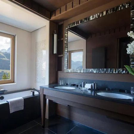 Four Seasons Hotel Megève