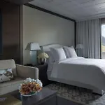 Four Seasons מלון