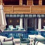 Four Seasons فندق موجوف