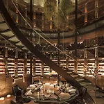 מלון Four Seasons מגב