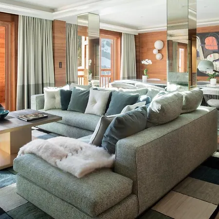 Four Seasons Hotel