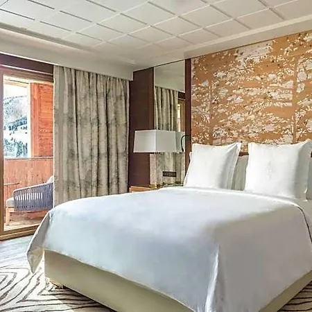 Four Seasons Hotel 5*