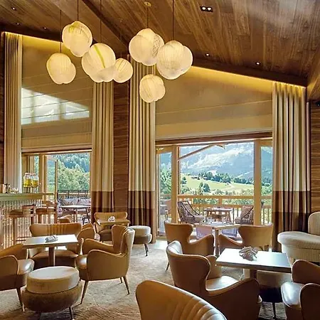 Four Seasons Hotel 5*