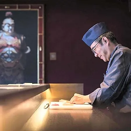 Hotel Four Seasons 5*