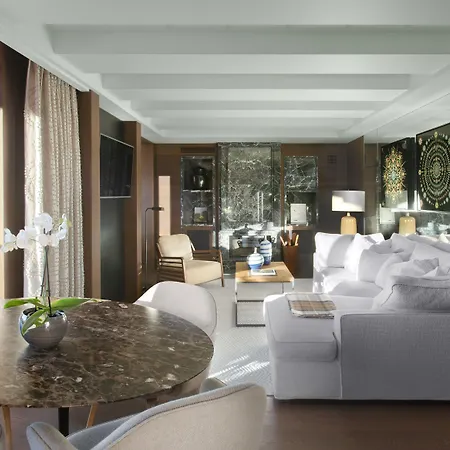 Hotel Four Seasons 5*
