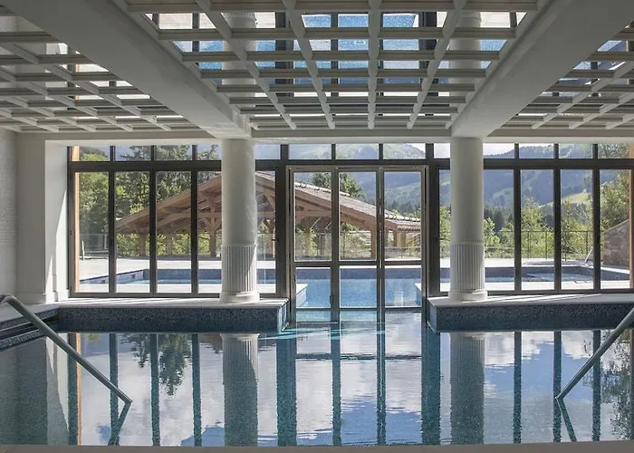 Otel Four Seasons 5*