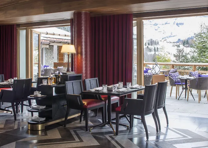 Otel Four Seasons 5*